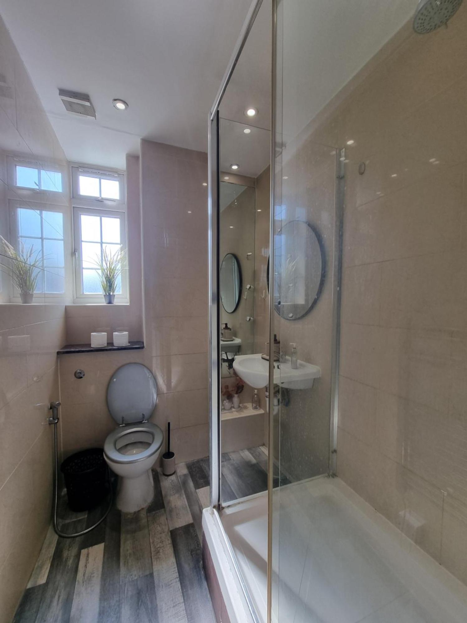 2nd Flr 3 Bed Flat In The Heart Of Edgware Road-g20 Appartamento